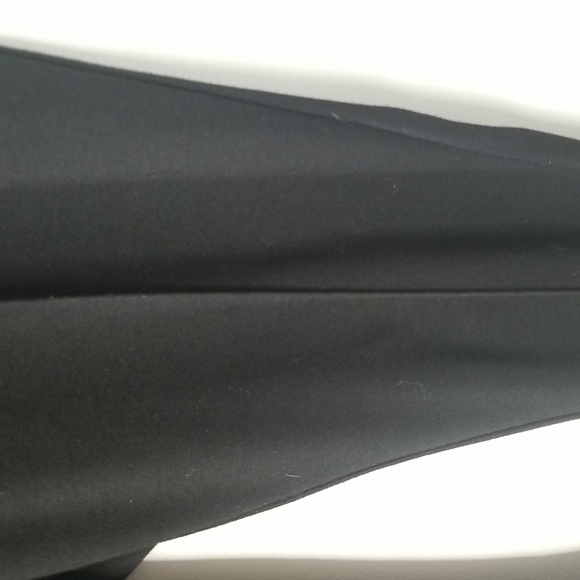 Lana Lee womens midrise leggings with stirrups - Picture 3 of 8